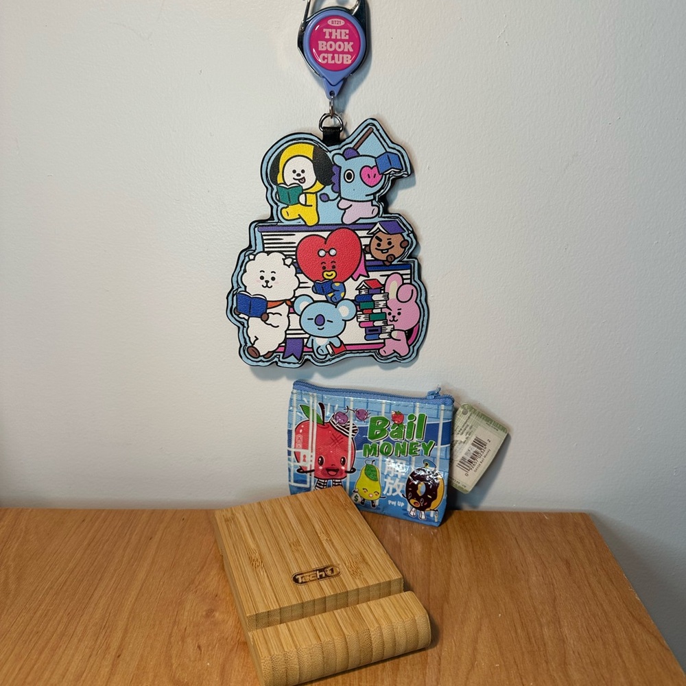 Super Fun & Cutesy Travel bundle 🐨 🦙 💙